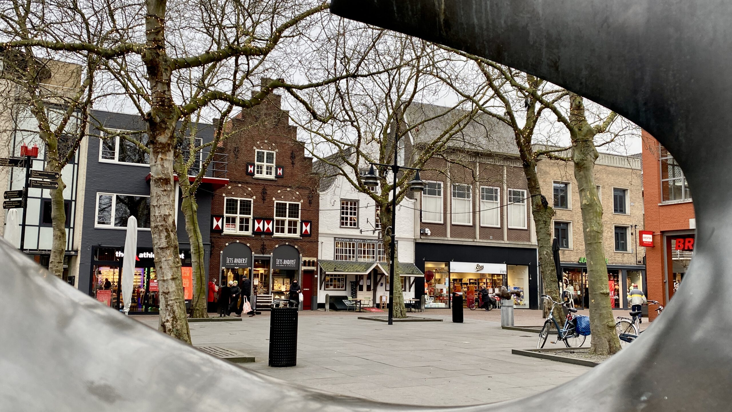 Optreden bevrijdingsfeest Helmond-Centrum